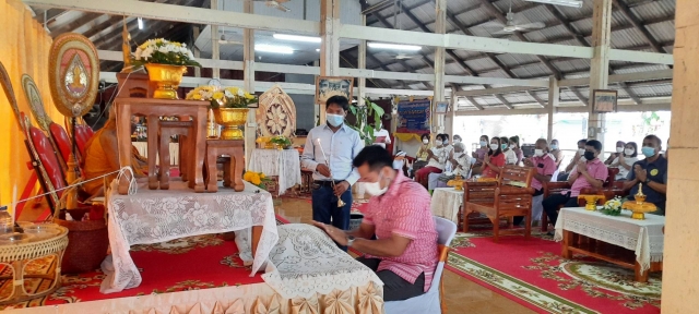 ทอดผ้าป่าสมัคคีในวันสงกรานต์